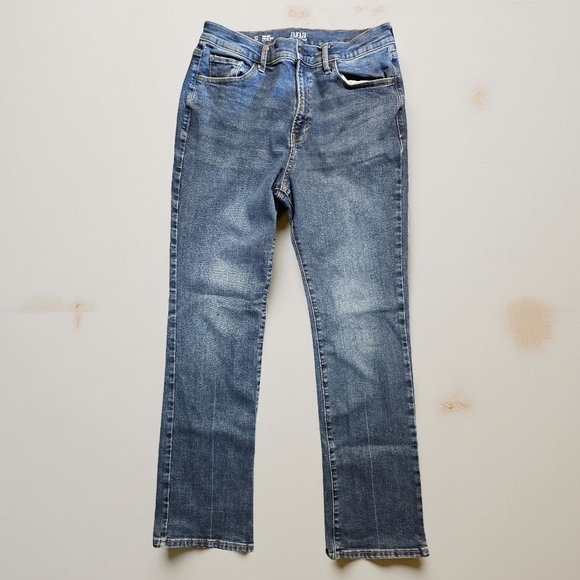 a.n.a High Rise Vintage Bootcut.Size 12/31inseam.GREAT CONDITION! - Picture 1 of 5